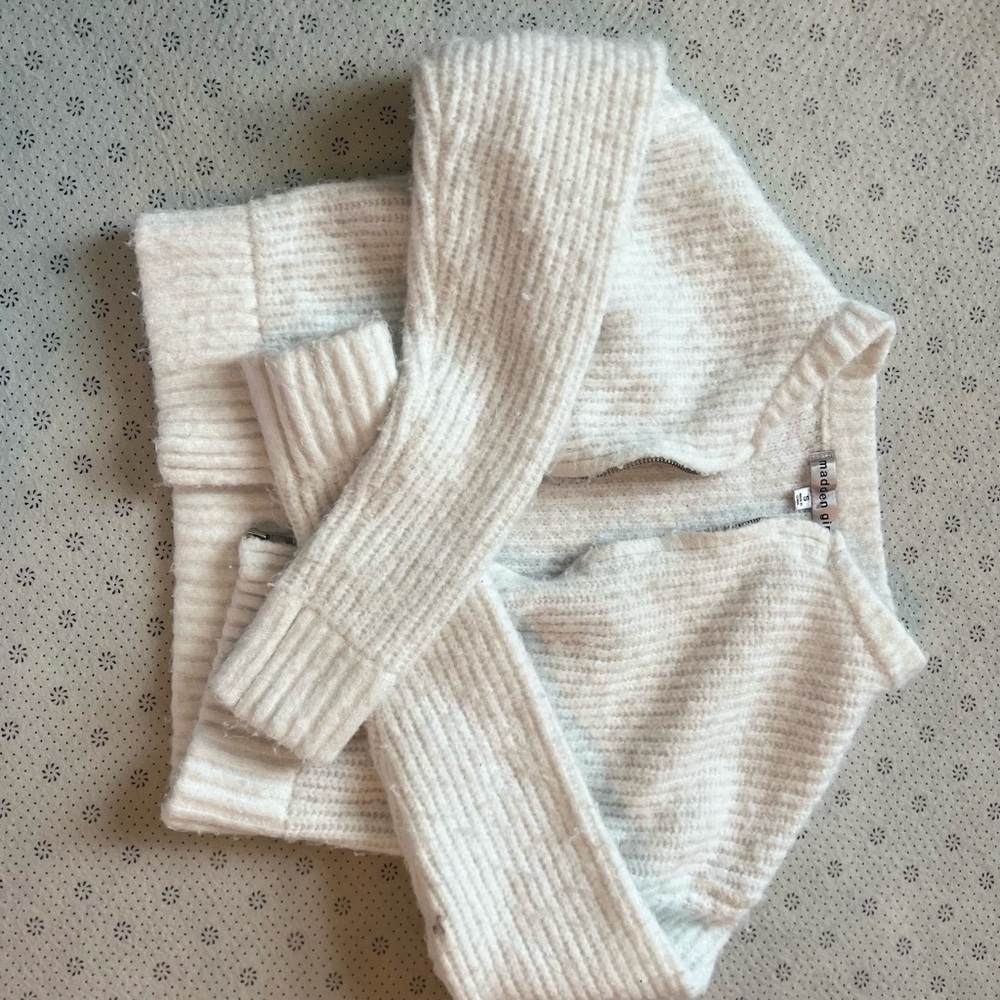 Madden Girl White Ribbed Cardigan